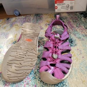 Keen Whisper water sandals